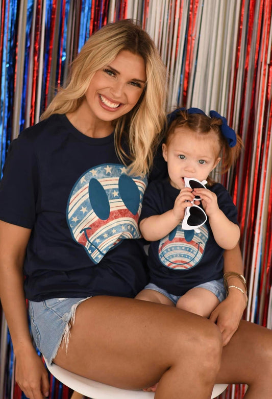 Mom+Me - Flag Smile